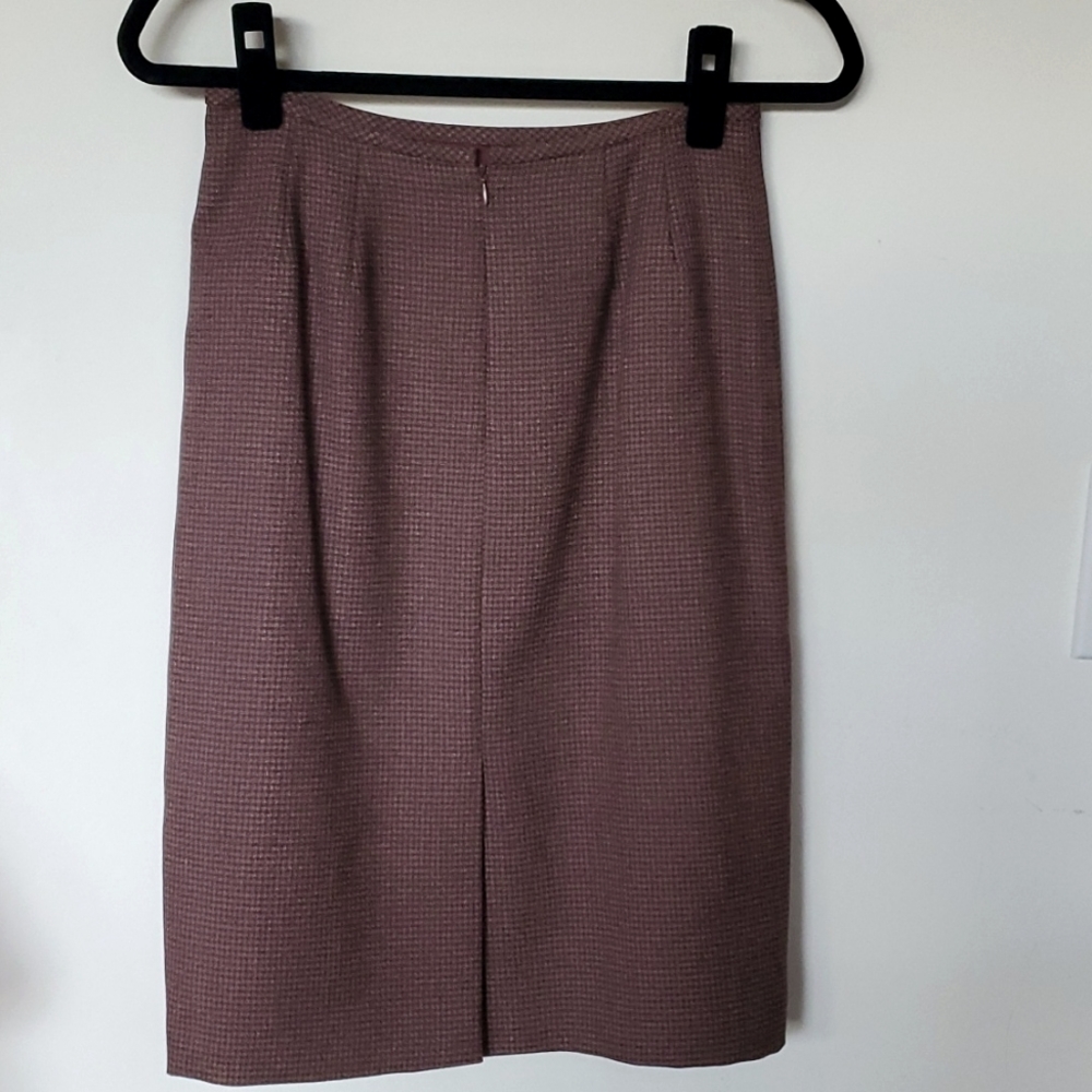 Maroon/Burgandy Le Suit 4 Petite Skirt Suit - Picture 5 of 7